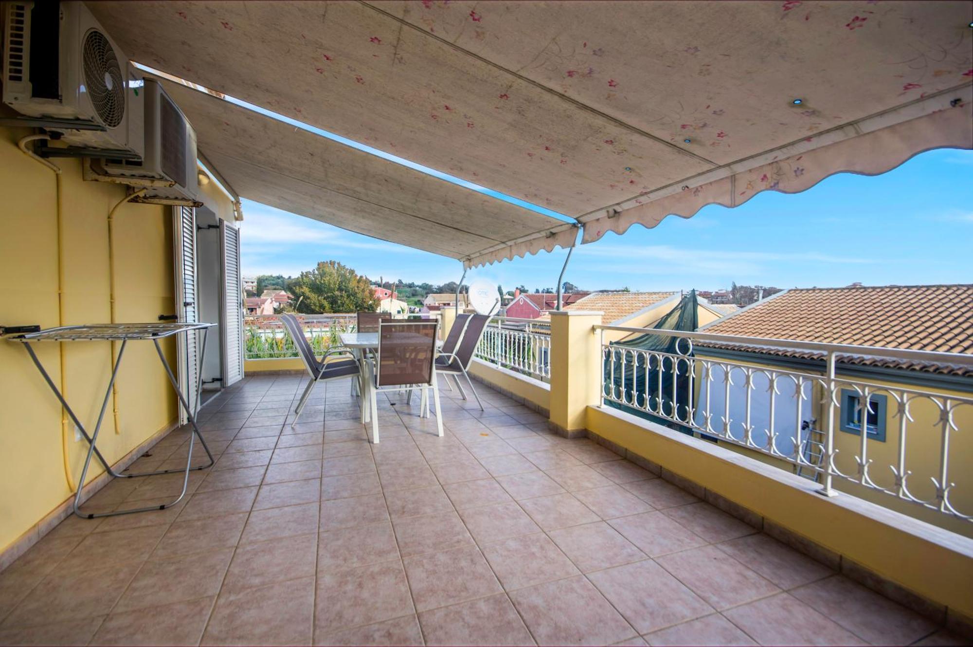 Διωροφη Μεζονετα-2Km Απο Το Κεντρο-Iliana House Apartment Alepou Ngoại thất bức ảnh